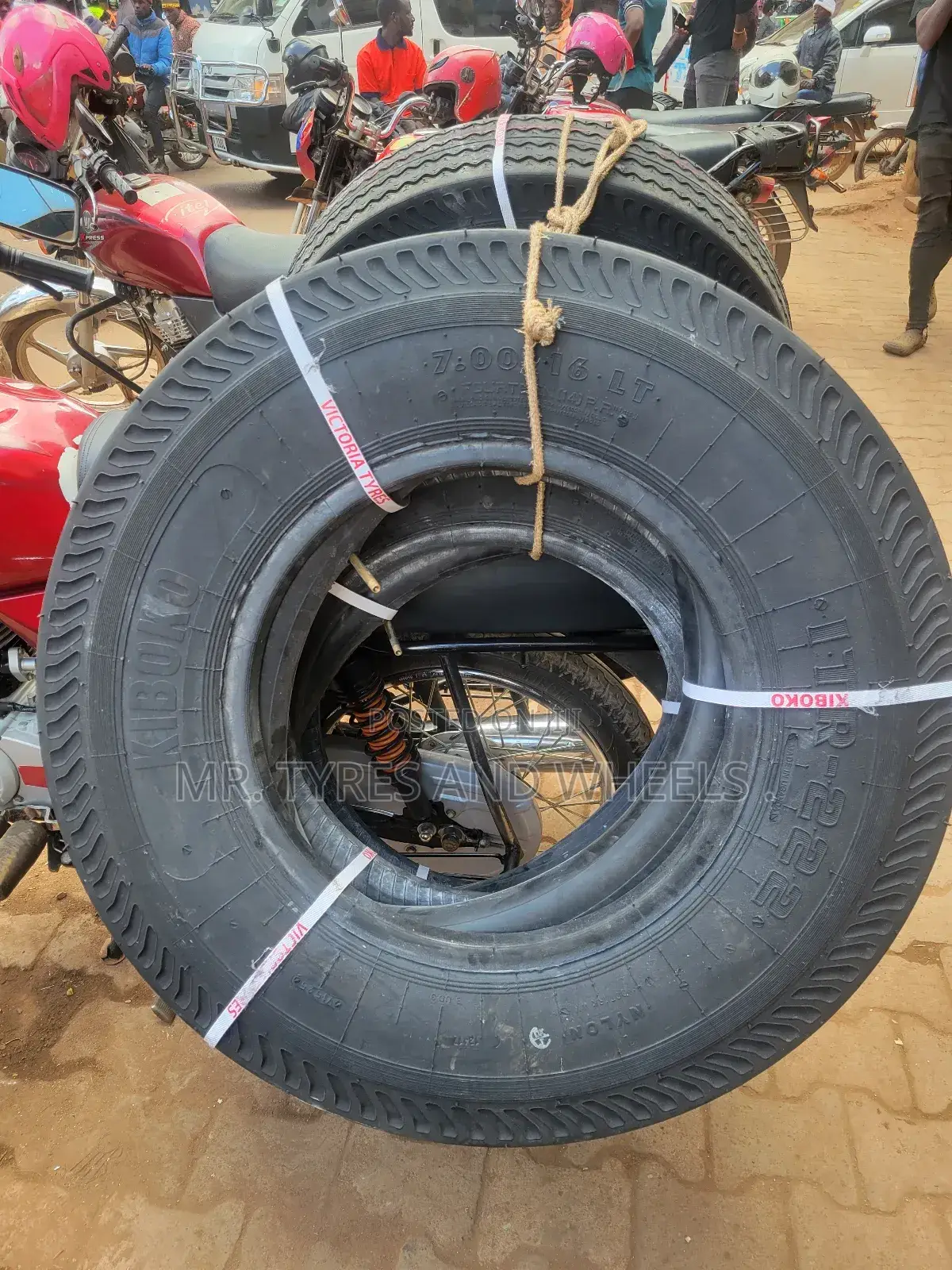 7.00r16 Kiboko the Delivery Man Is Always at Set.