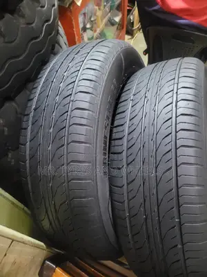 215 70 R15 Roadmarch Primestar 66
