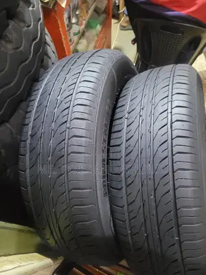 215 70 R15 Roadmarch Primestar 66
