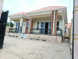 Photo - 3bdrm House in Central Division for sale