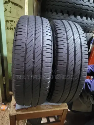 Its 205 70 R15c Michelin Agilis E Imported Tires 4rm Japan.