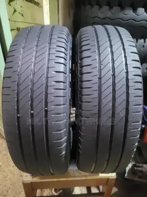 Its 205 70 R15c Michelin Agilis E Imported Tires 4rm Japan.