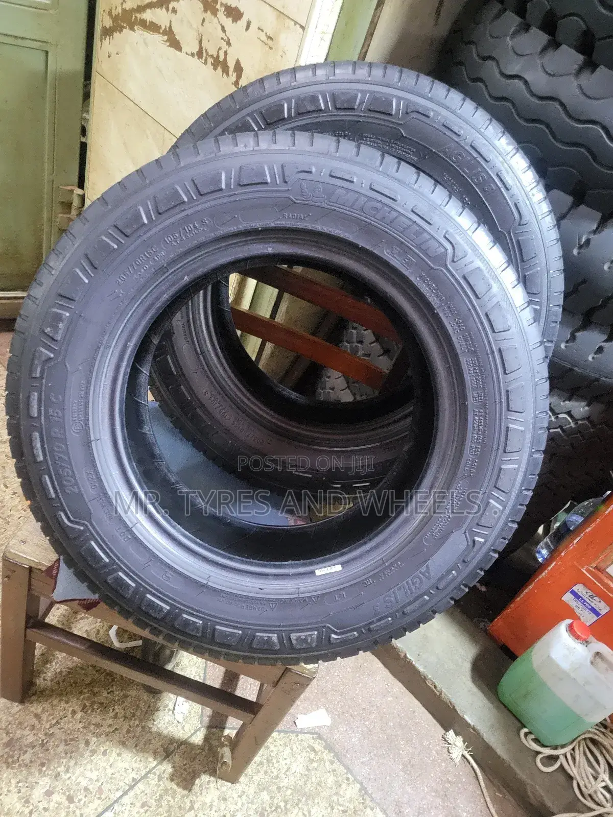 Its 205 70 R15c Michelin Agilis E Imported Tires 4rm Japan.