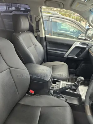 Toyota Land Cruiser Prado 2.8 2017 Beige