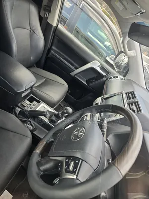 Toyota Land Cruiser Prado 2.8 2017 Beige