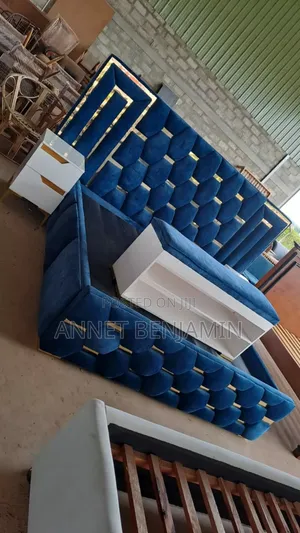 Photo - Unique 5*6 Blue Fabric Geometric Bed Set