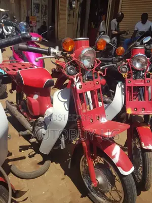 Suzuki 2012 Red
