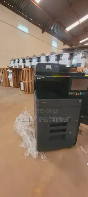 Kyocera 2552ci – Copy Notes, Ids, and Books Easily