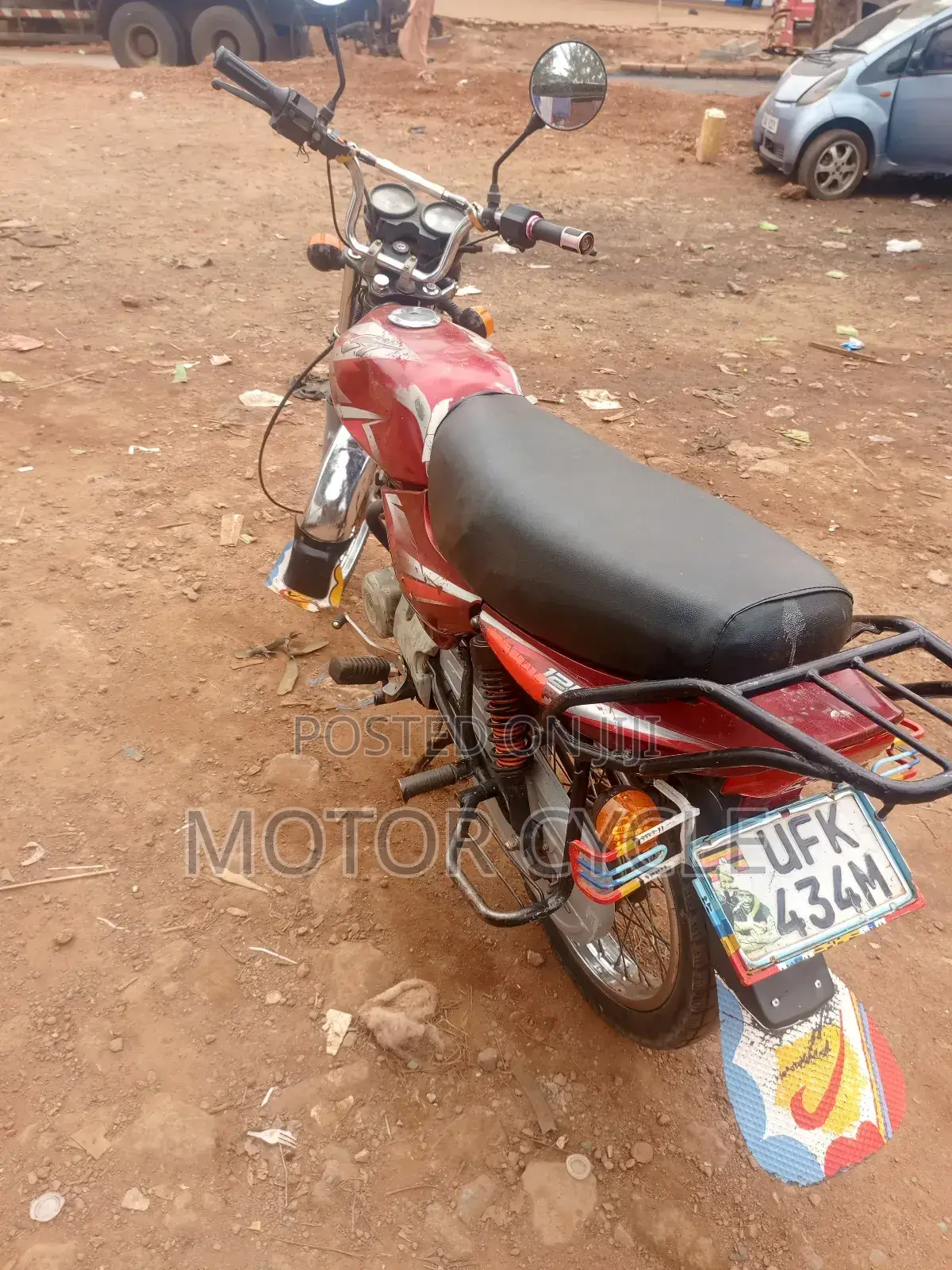 Bajaj Boxer 125 2022 Red