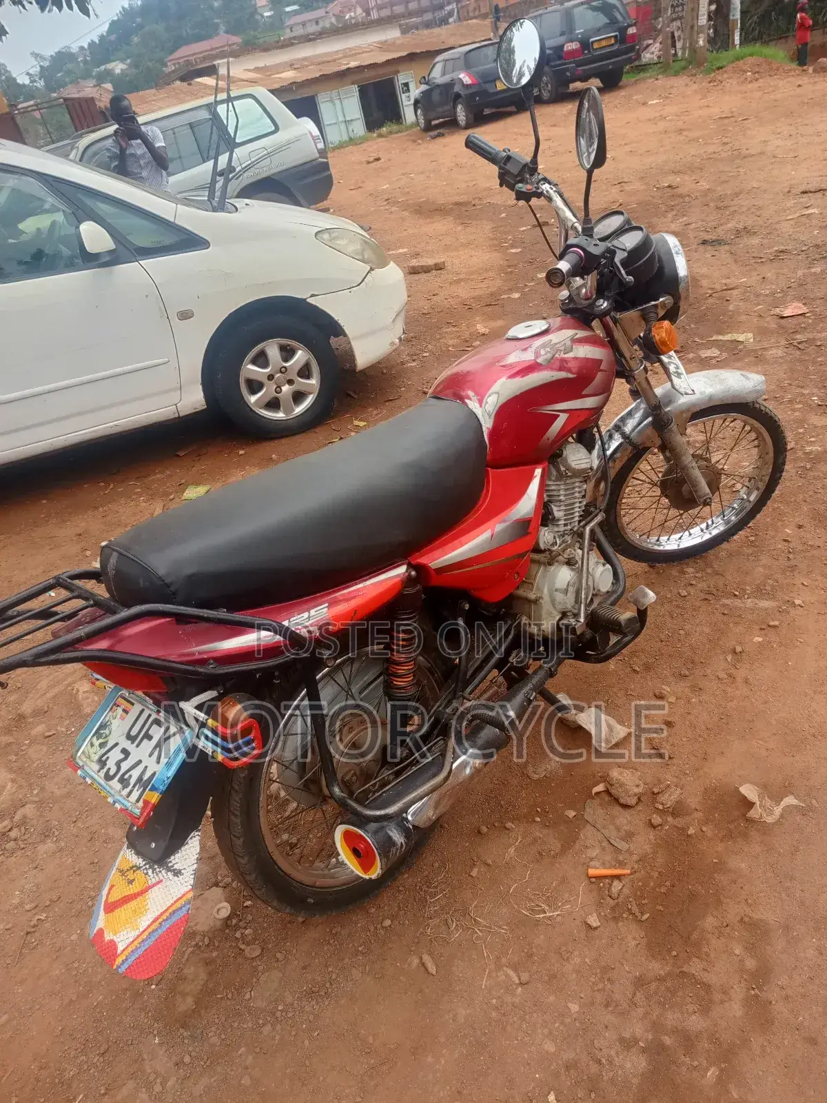 Bajaj Boxer 125 2022 Red