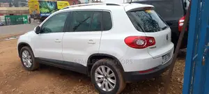 Volkswagen Tiguan S Automatic 2011 White