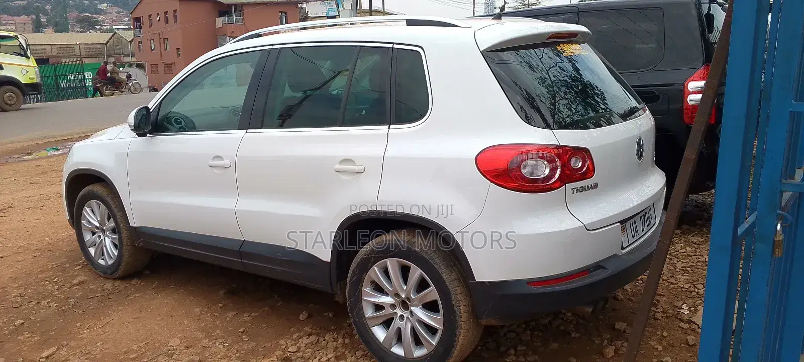 Volkswagen Tiguan S Automatic 2011 White