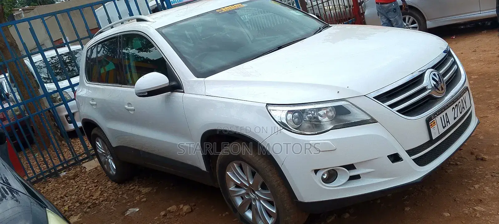Volkswagen Tiguan S Automatic 2011 White