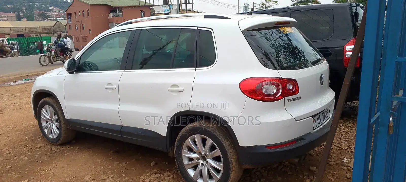 Volkswagen Tiguan S Automatic 2011 White