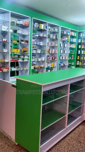 Pharmacy Partitions and Lockers