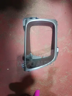 Hilux 167 New Headlamp Case