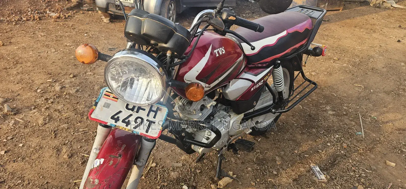 TVS HLX 125 2022 Red