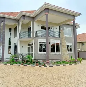 Photo - 5bdrm Duplex in Muyenga, Central Division for rent