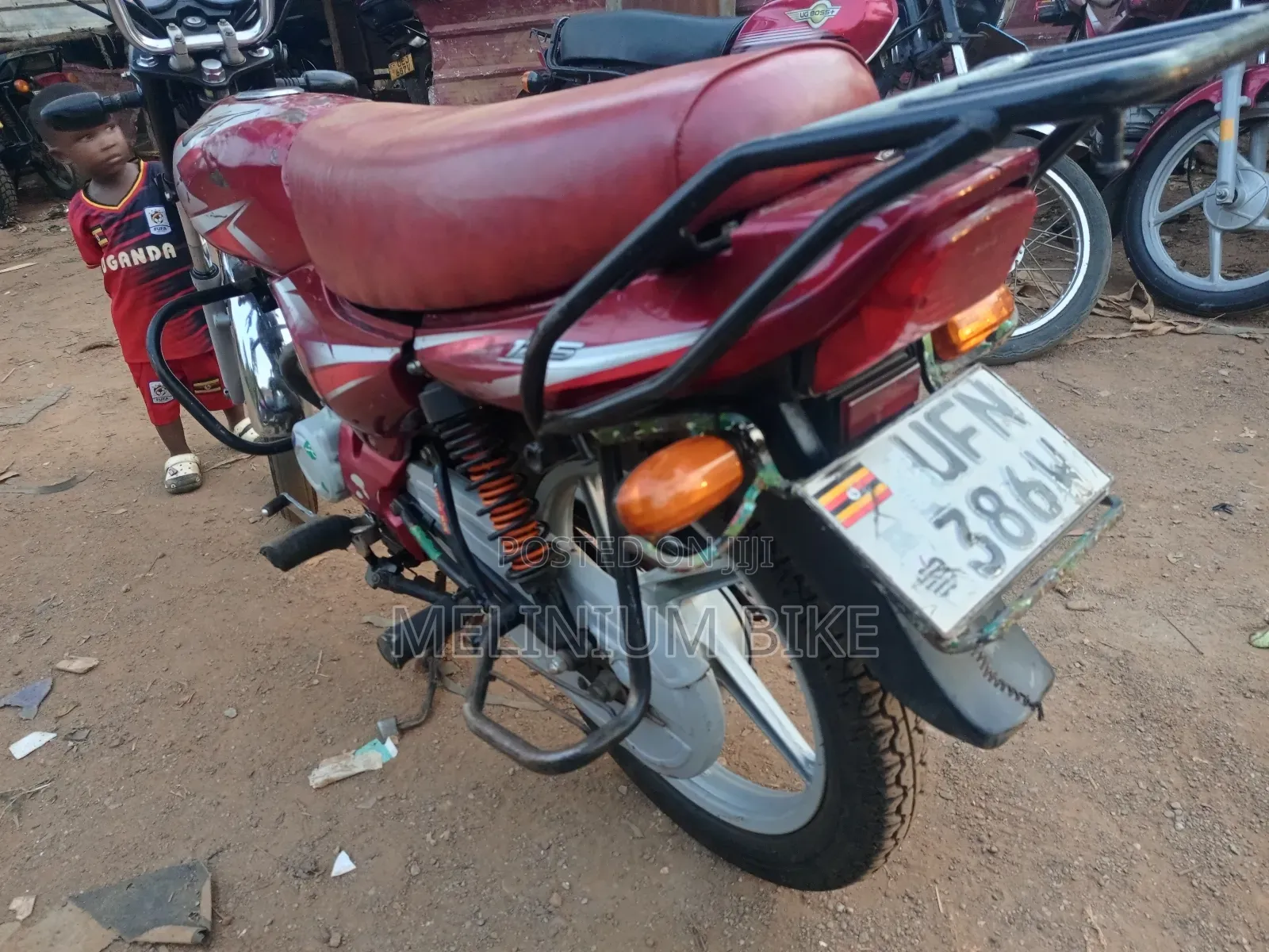 Bajaj Boxer 125 2023 Red
