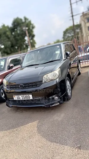 Photo - Toyota Corolla Rumion Hatchback 1.8 AWD 2009 Black