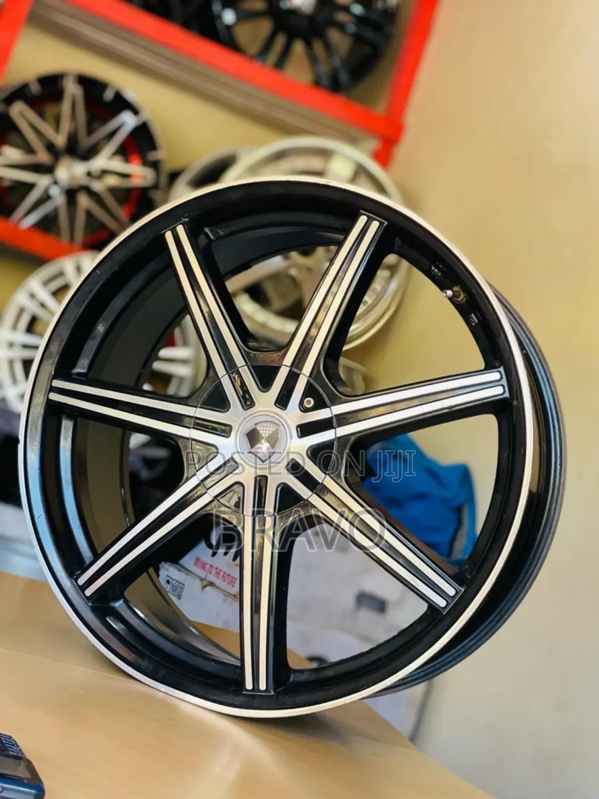 Rims Size 18 Silver Black for Harrier .