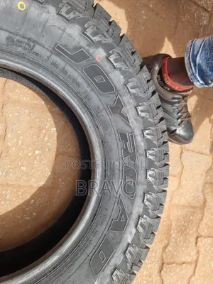 235/75r15 All Terrian Tires for Supper Custom.