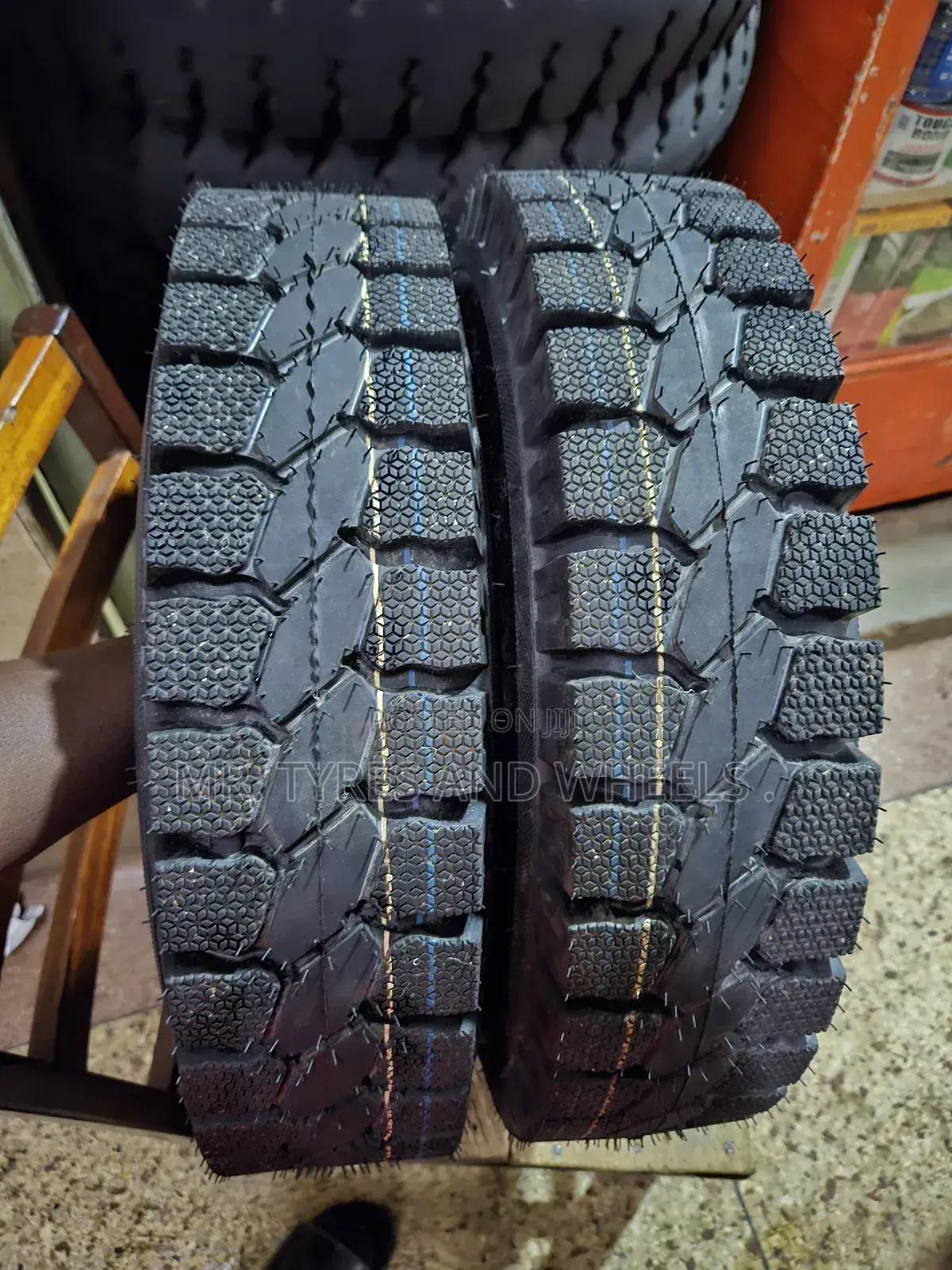 5.00r12 Nylon Tires Only 2 Pieces Left Cam Take Them.