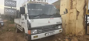 Mmistibishi Canter