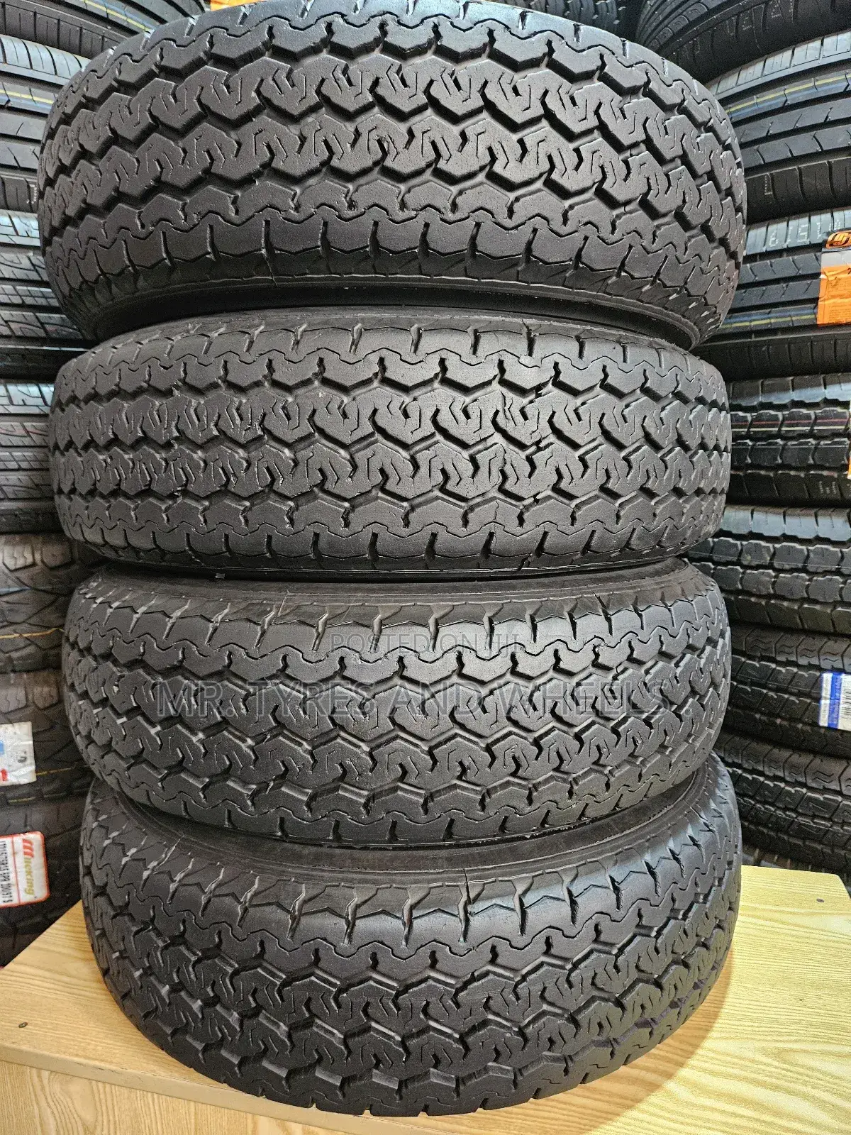 195r14c Dunlop Tires WTH Out Strok a Stronger Than WTH Strok