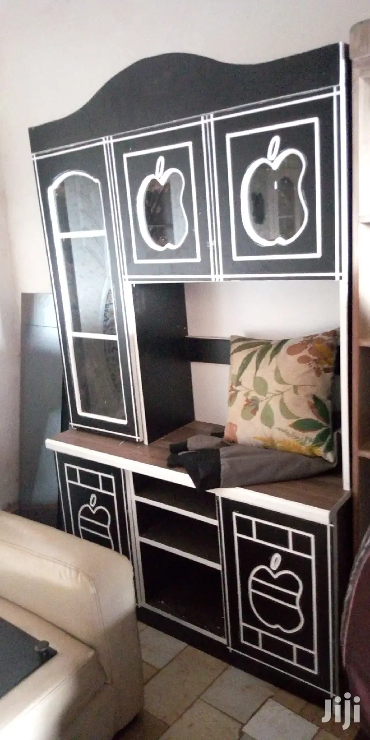 Kichen Cabinet Brand New