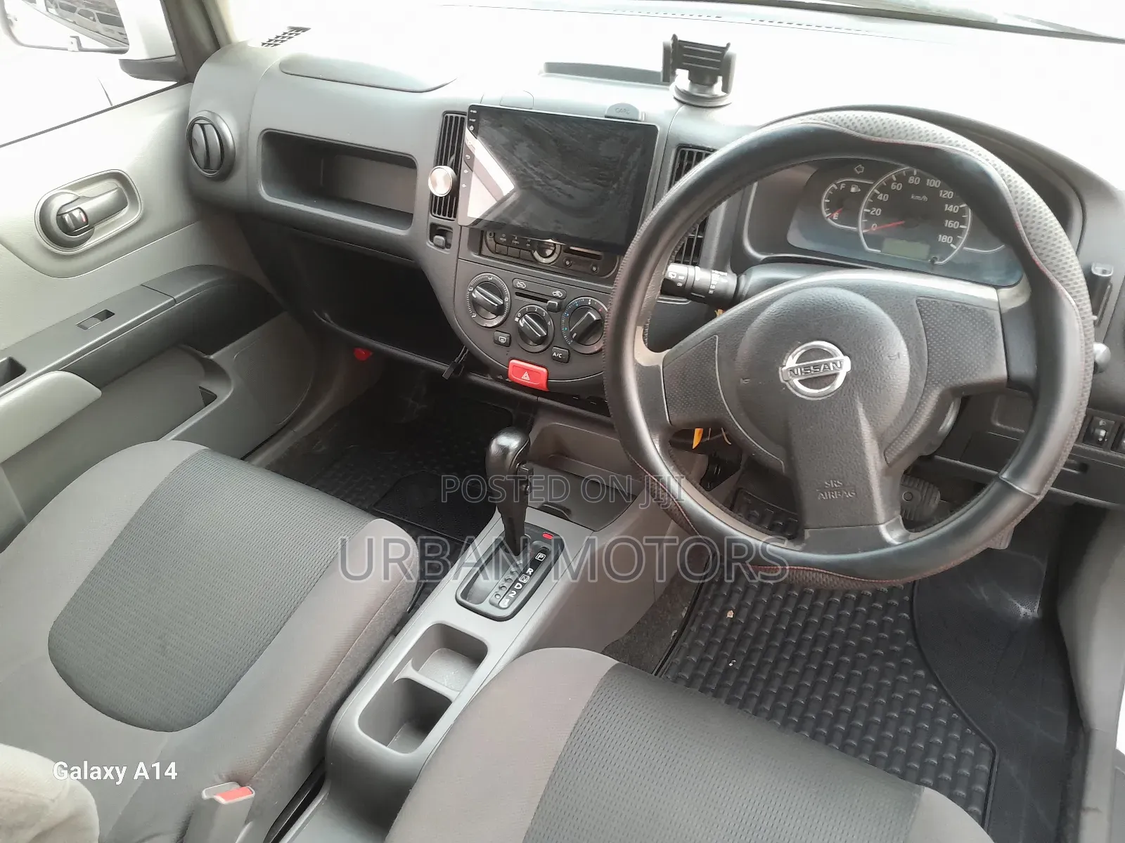 Nissan Advan 2015 White