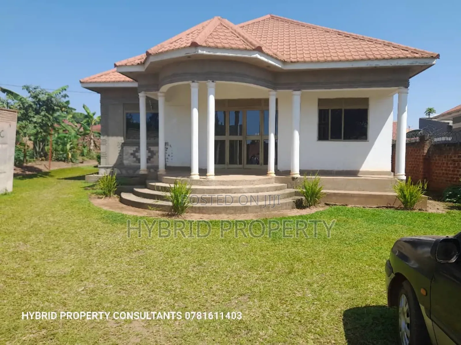 4bdrm House in Wakiso~Namusera Town for sale