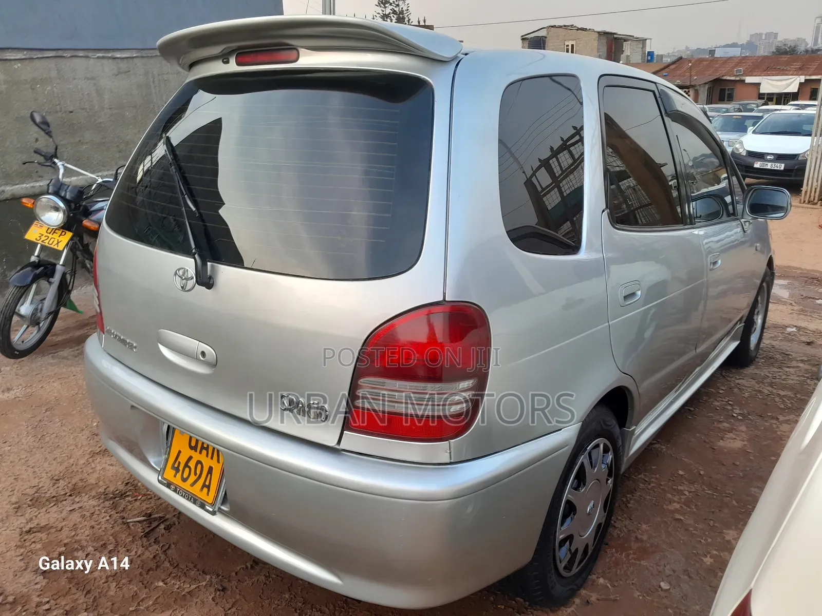 Toyota Corolla Spacio 1.6 Aero Tourer (5 Seater) 2000 Silver