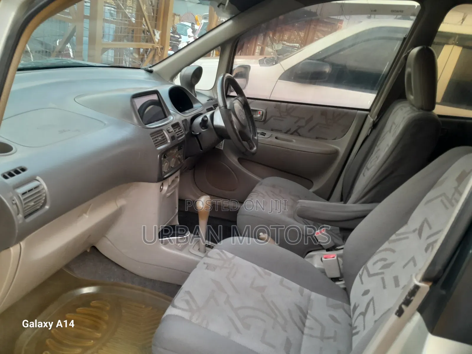 Toyota Corolla Spacio 1.6 Aero Tourer (5 Seater) 2000 Silver