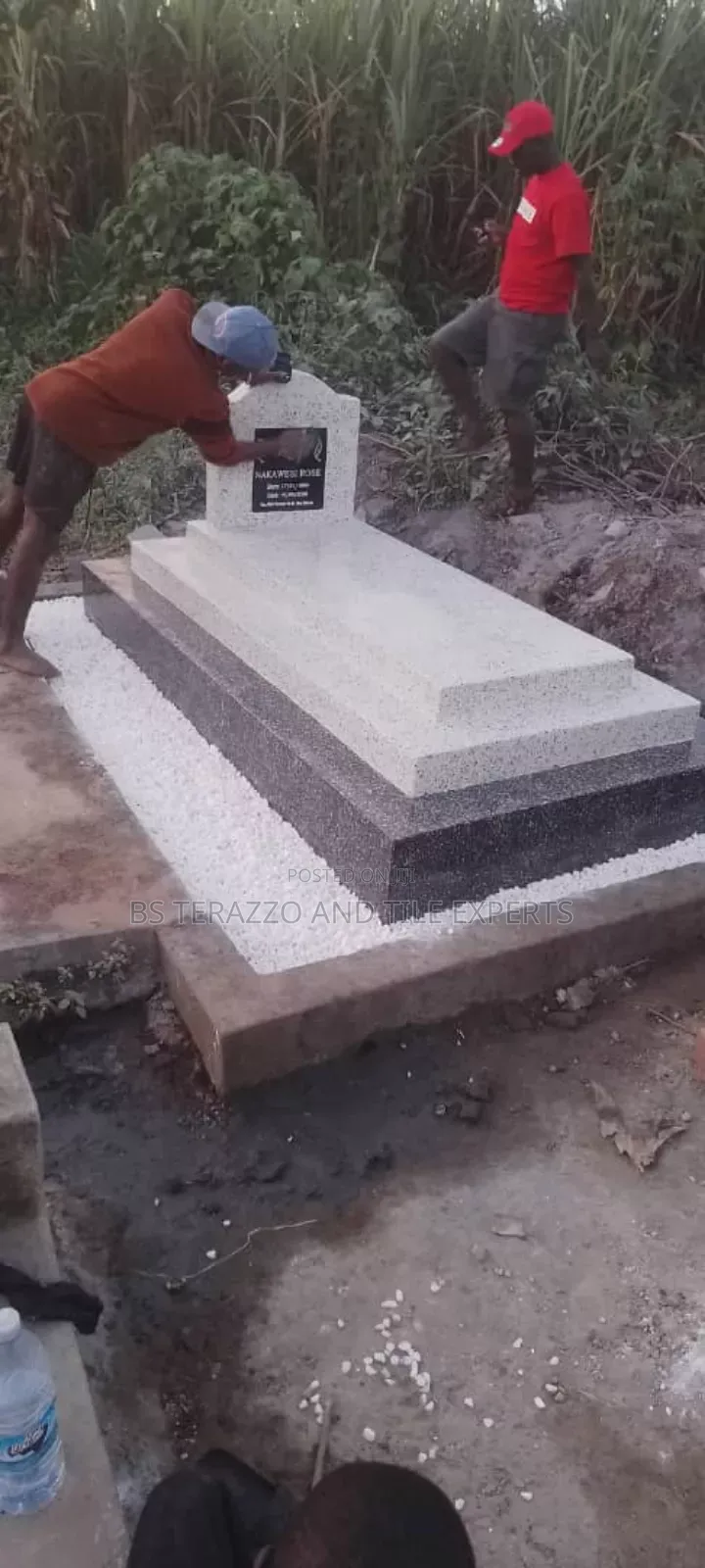 Terrazo Grave Finishing