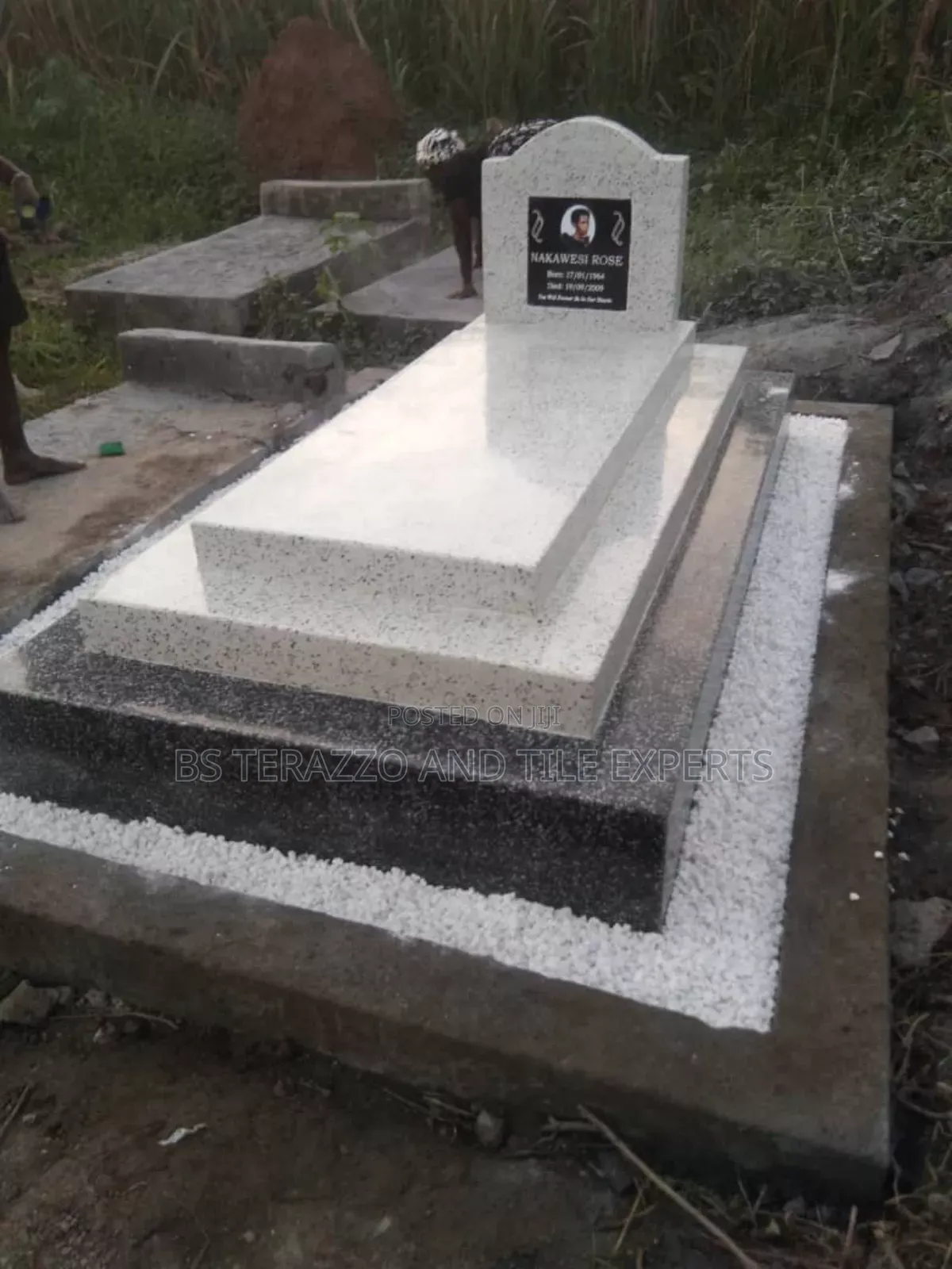 Terrazo Grave Finishing