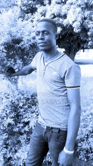 Photo - Call Center Agents to Work in Kamwokya