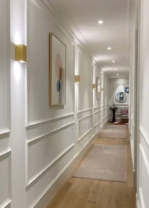 Wall Molding for Photo Gallery Display
