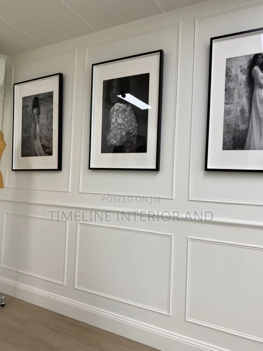 Wall Molding for Photo Gallery Display