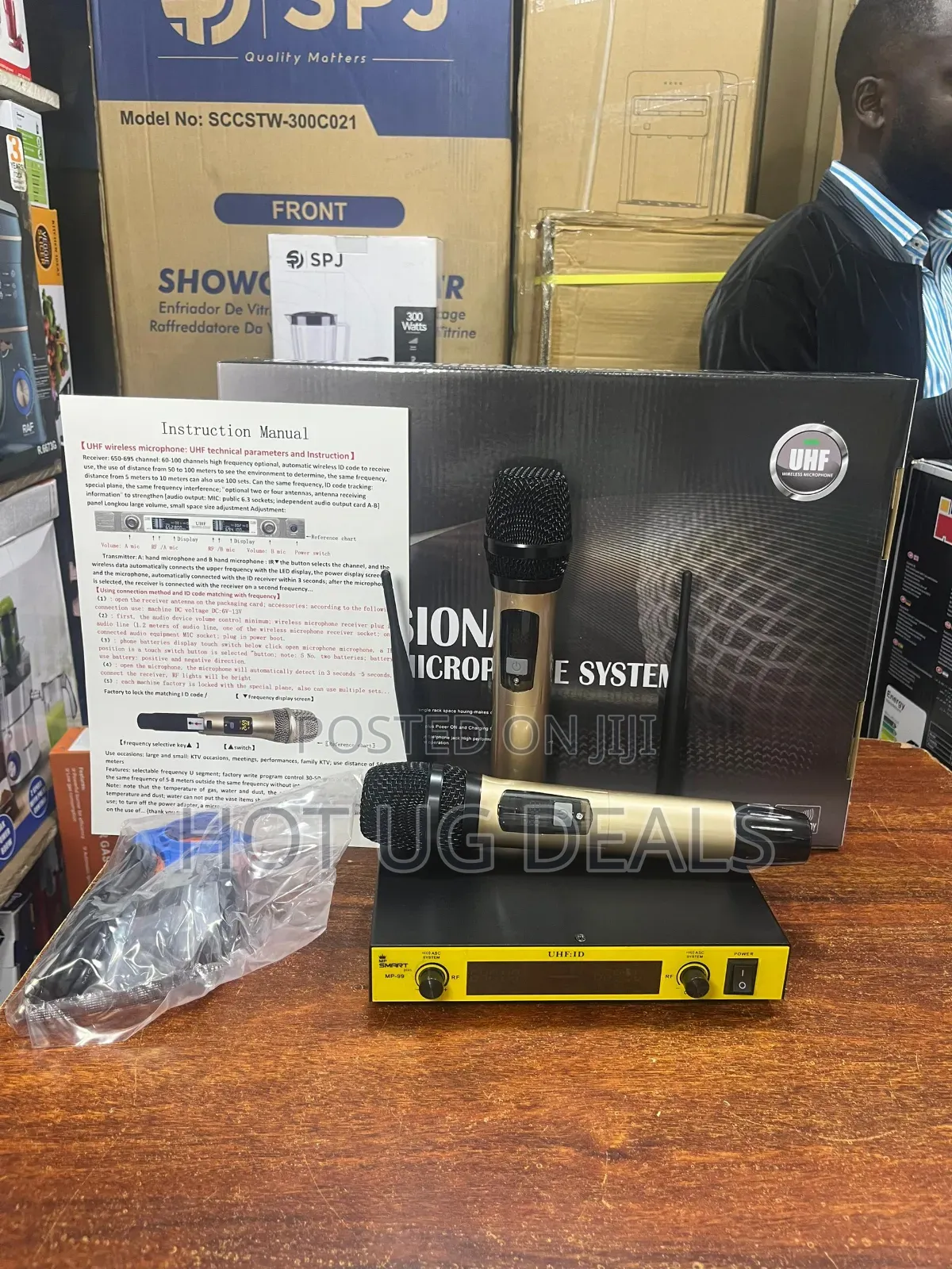 Uhf Wireless Microphone - Black