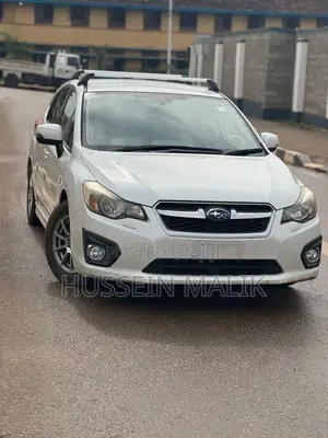 Photo - Subaru Impreza 2.0i 4-dr 2013 White