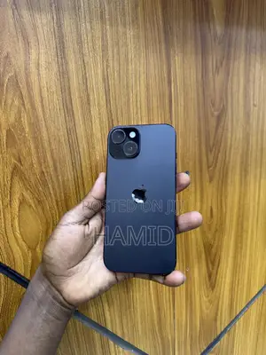 Photo - Apple iPhone 15 128 GB Black