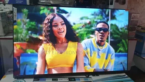 60" Smart Lg Flat Scrreen