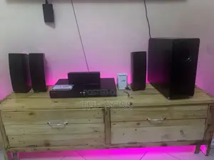 Photo - Samsung 3d Smart Hometheatre System