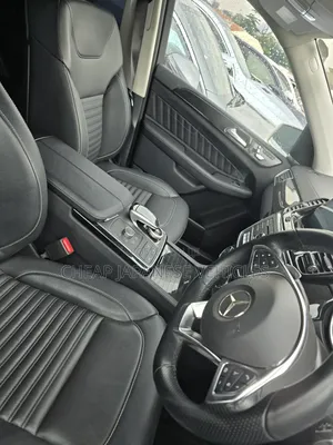 Mercedes-Benz GLE-Class GLE 350d 4MATIC 2017 White