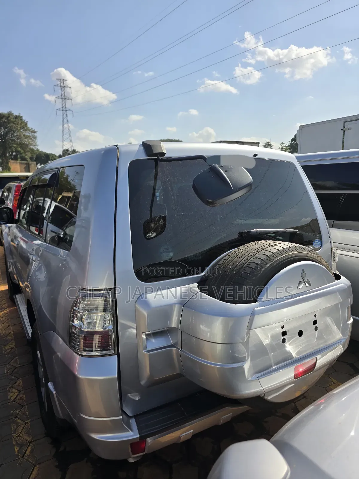 Mitsubishi Pajero V90 3.0 V6 GL 2015 Silver