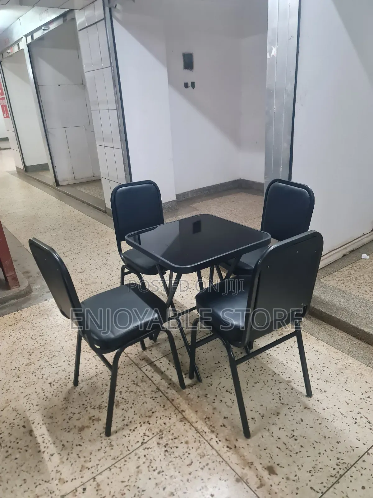 Classic Dining Leather Chair and Table for Beach/Hotel/Garde