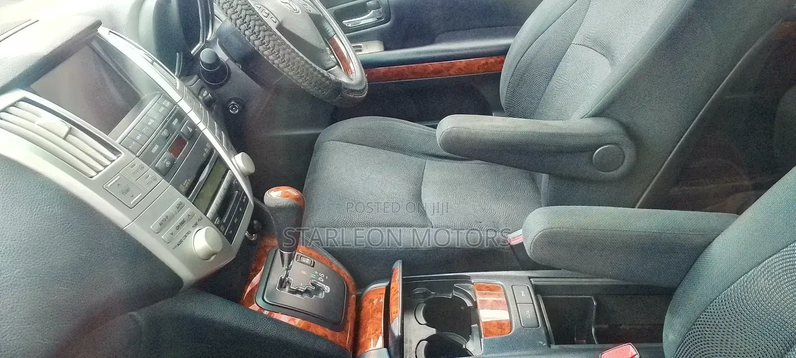 Toyota Harrier 2.4 2010 Black