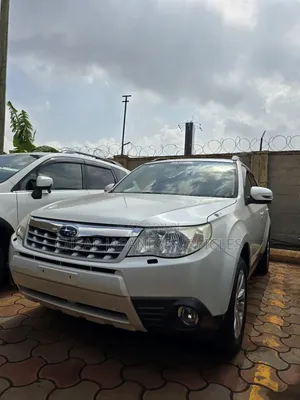 Photo - Subaru Forester 2012 Pearl