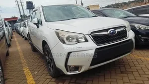 Photo - Subaru Forester 2013 White